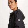 Anorak largo con cinturón