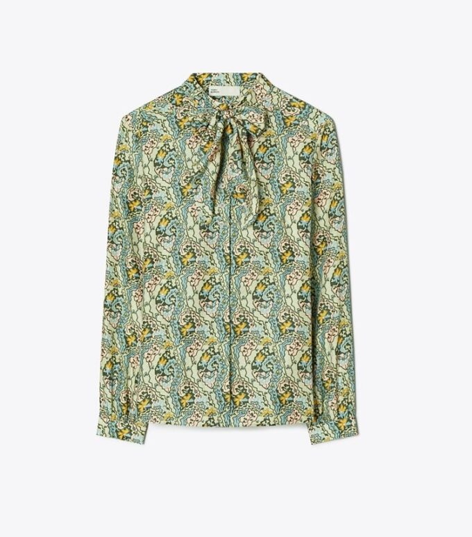 Blusa de seda con lazo Blusa de seda con lazo