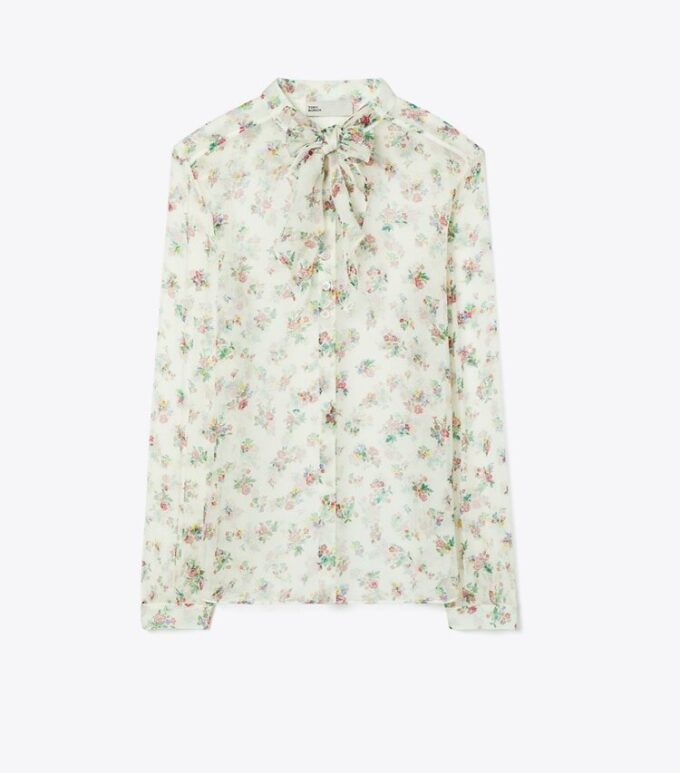 Blusa de seda con lazo Blusa de seda con lazo