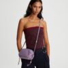 Bolso bandolera mini suave con correa de cuentas Bolso bandolera mini suave con correa de cuentas