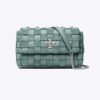 Bolso bandolera pequeño convertible Kira Chevron Woven