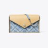 Bolso bandolera tipo sobre de denim con T Monogram Bolso bandolera tipo sobre de denim con T Monogram