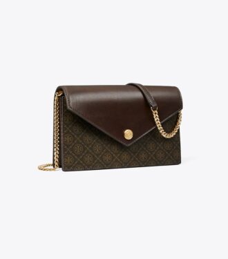 Bolso bandolera tipo sobre de lona recubierta con T Monogram