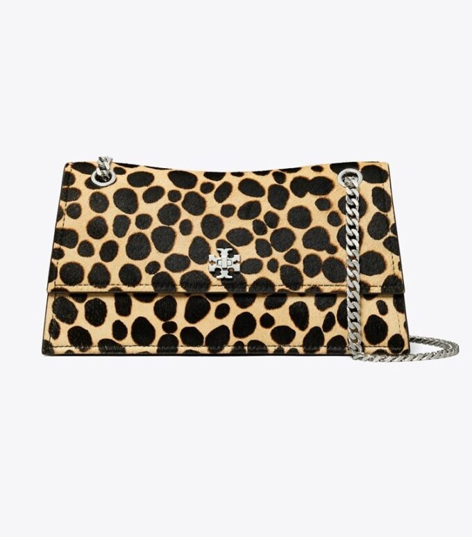 Bolso de hombro Kira Turnlock de pelo de becerro Bolso de hombro Kira Turnlock de pelo de becerro
