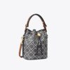 Bolso mini tipo cubo con T Monogram