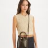 Bolso mini tipo cubo de lona recubierta con T Monogram Bolso mini tipo cubo de lona recubierta con T Monogram