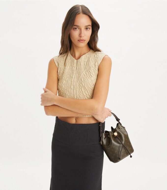 Bolso mini tipo cubo de lona recubierta con T Monogram Bolso mini tipo cubo de lona recubierta con T Monogram