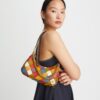 Bolso pequeño Mercer Woven Small Crescent Bolso pequeño Mercer Woven Small Crescent