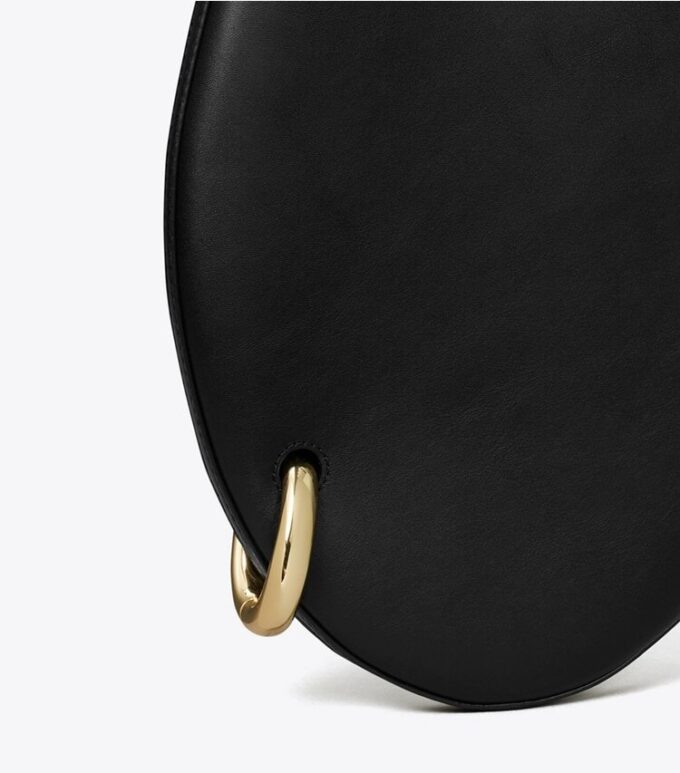Bolso pequeño perforado