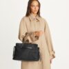Bolso tipo cartera grande Mercer desgastado
