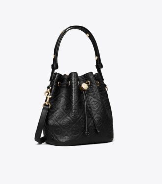 Bolso tipo cubo con monograma T Monogram y textura granulada Bolso tipo cubo con monograma T Monogram y textura granulada