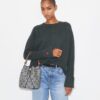 Bolso tipo cubo con T Monogram