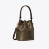 Bolso tipo cubo de lona recubierta con T Monogram Bolso tipo cubo de lona recubierta con T Monogram