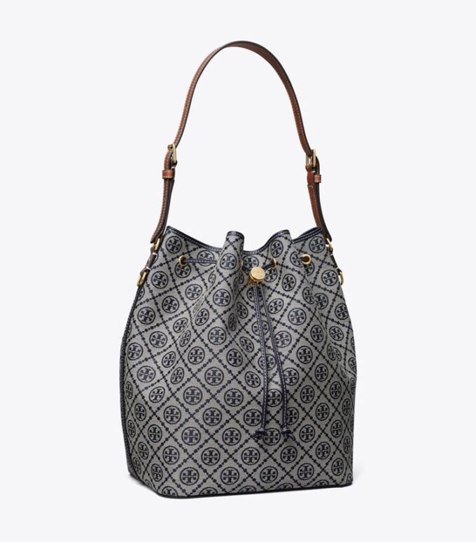 Bolso tipo cubo oversize con T Monogram Bolso tipo cubo oversize con T Monogram