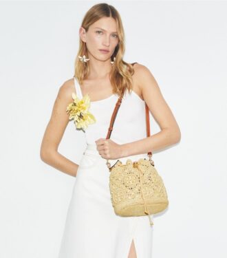 Bolso tipo cubo T Monogram Raffia