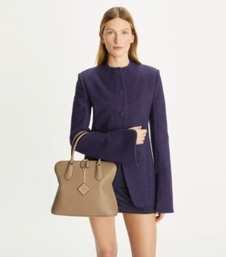 Bolso tipo satchel con textura granulada