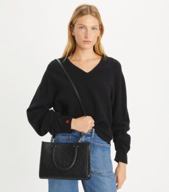 Bolso tote con asa superior y estampado T Monogram