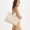 Bolso tote con monograma T Monogram en relieve en contraste Bolso tote con monograma T Monogram en relieve en contraste