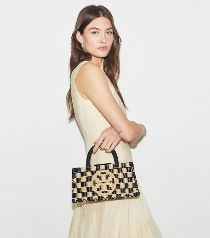 Bolso tote Ella tejido a mano con diseño este-oeste Bolso tote Ella tejido a mano con diseño este-oeste