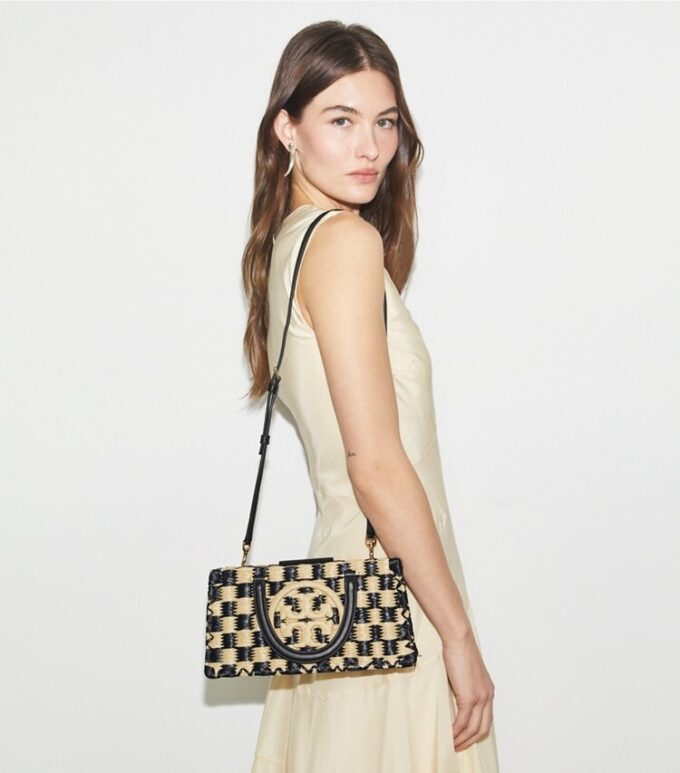 Bolso tote Ella tejido a mano con diseño este-oeste Bolso tote Ella tejido a mano con diseño este-oeste