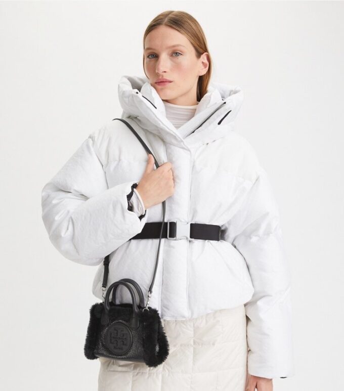Bolso tote Mini Ella de piel sintética patentada Bolso tote Mini Ella de piel sintética patentada