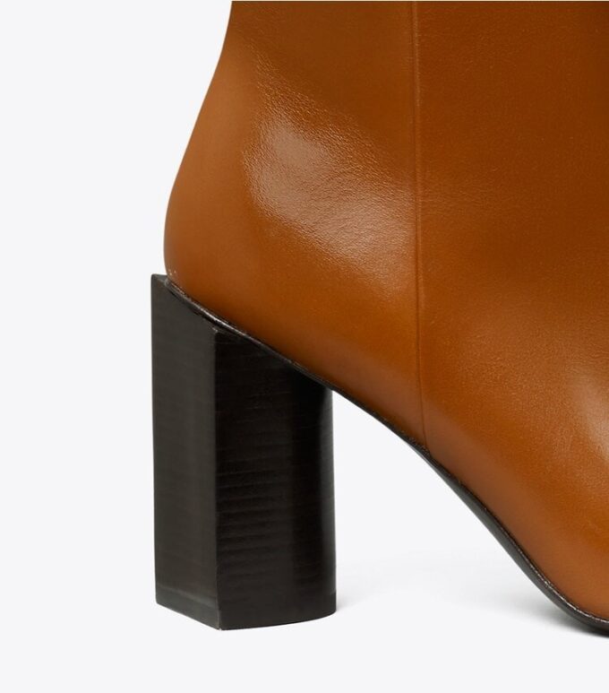 Botas altas hasta la rodilla con detalle retorcido Botas altas hasta la rodilla con detalle retorcido