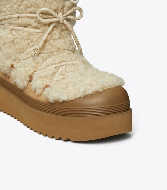 Botas con cordones de piel de oveja suave Botas con cordones de piel de oveja suave