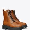 Botas con suela gruesa y T Monogram Botas con suela gruesa y T Monogram