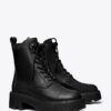 Botas con suela gruesa y T Monogram Botas con suela gruesa y T Monogram