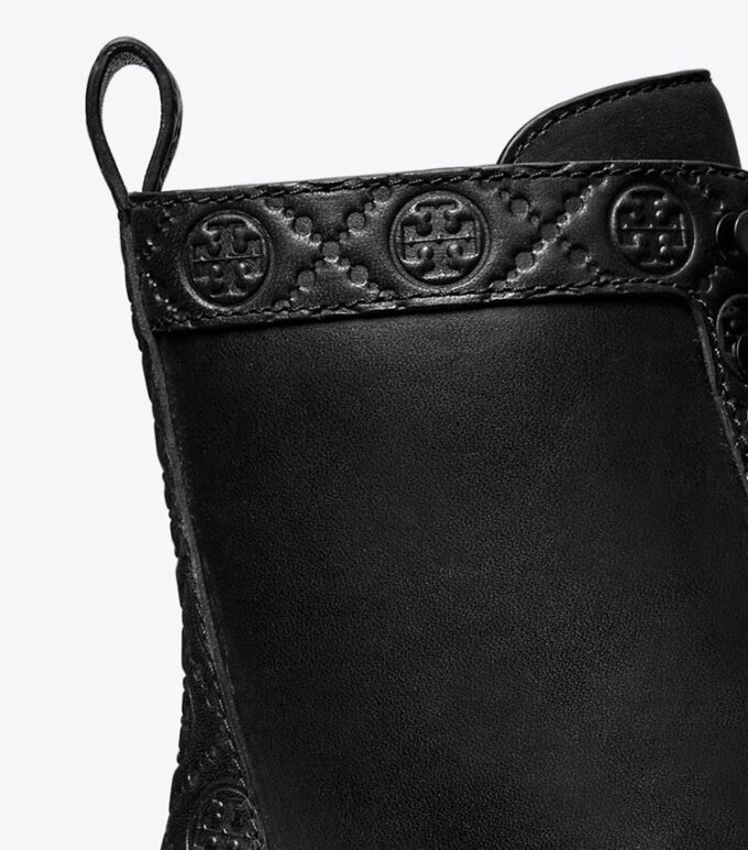 Botas con suela gruesa y T Monogram Botas con suela gruesa y T Monogram