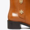 Botines con cierre giratorio