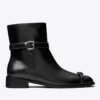 Botines con múltiples hebillas