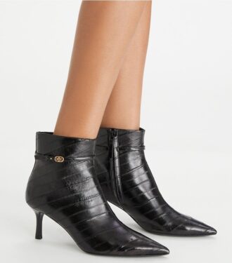 Botines de tacón con hebilla Double T en forma de T