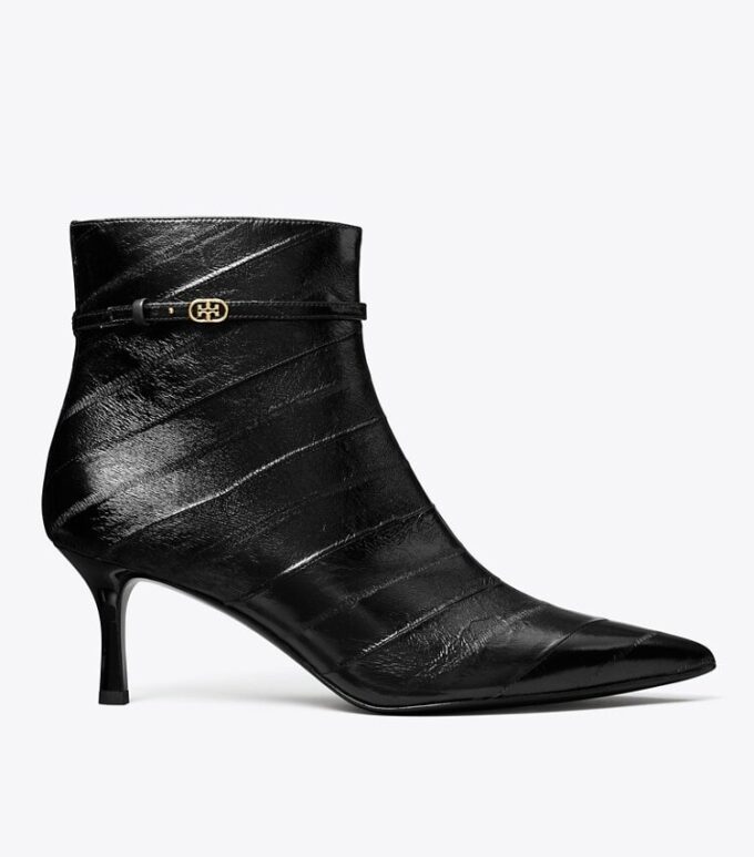 Botines de tacón con hebilla Double T en forma de T Botines de tacón con hebilla Double T en forma de T