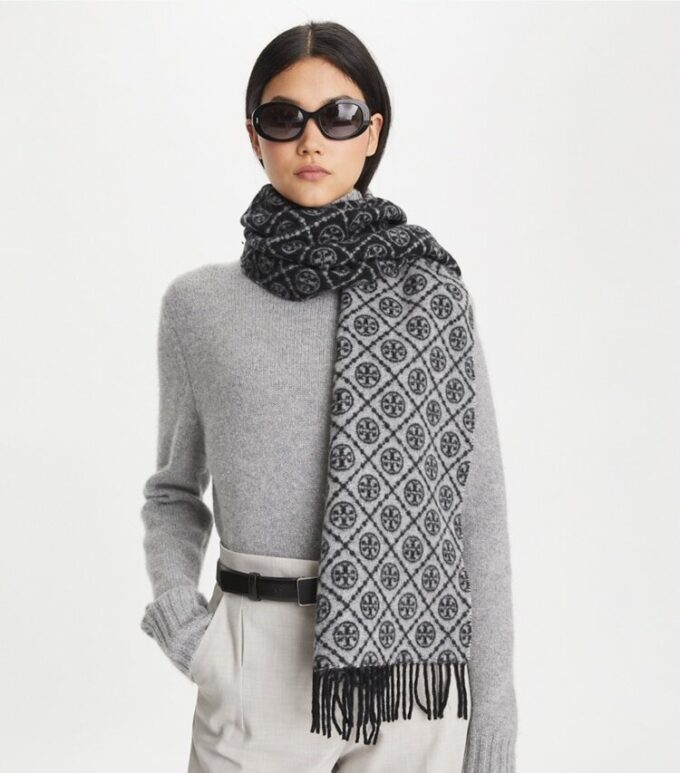 Bufanda rectangular con monograma T Monogram Bufanda rectangular con monograma T Monogram