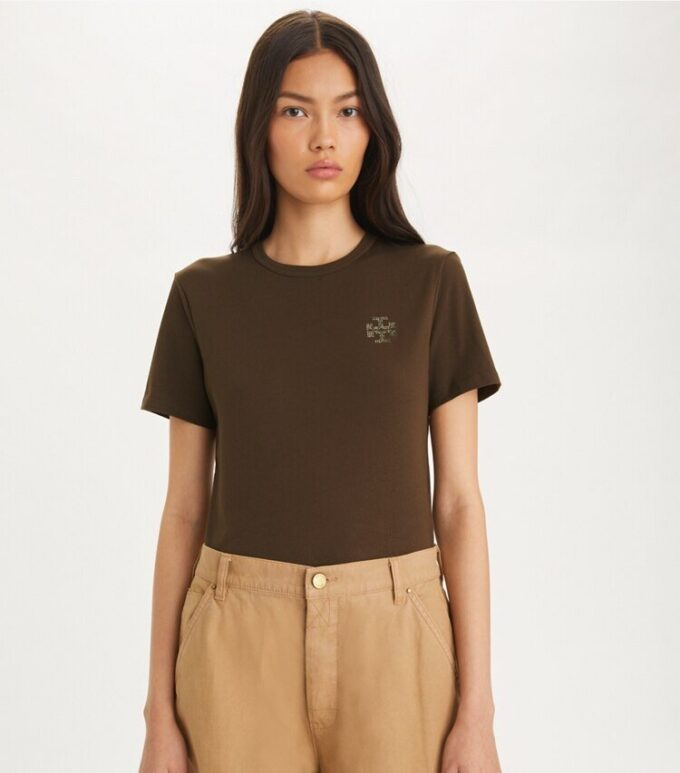 Camiseta con logotipo adornado Camiseta con logotipo adornado