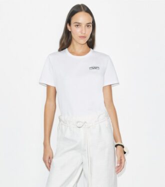 Camiseta con parche con logotipo Camiseta con parche con logotipo