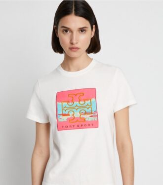 Camiseta con parche con logotipo gráfico