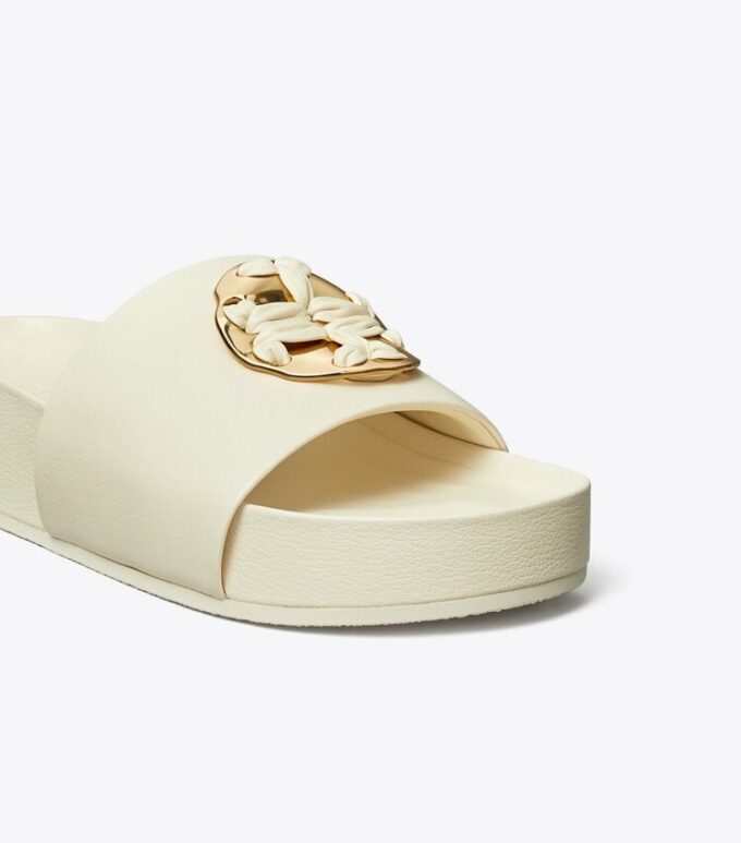Chanclas tejidas con Double T Chanclas tejidas con Double T