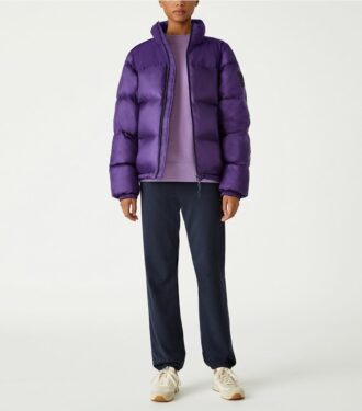 Chaqueta acolchada con capucha de nailon en contraste