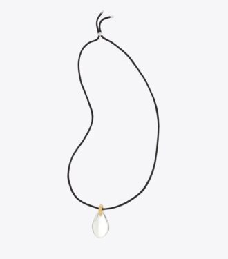 Collar con colgante grande perforado