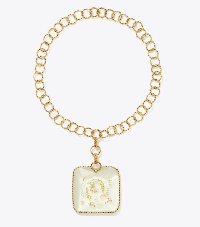 Collar Runway Swirl