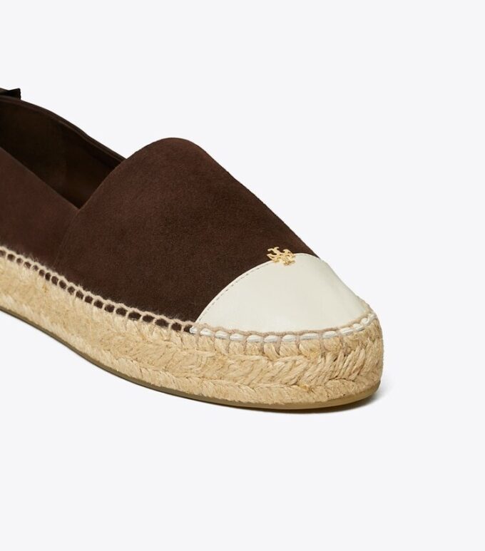 Espadrillas con puntera Espadrillas con puntera