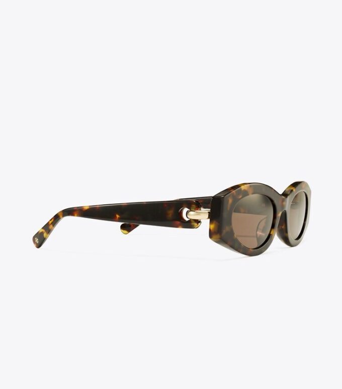 Gafas de sol ovaladas con perforaciones Gafas de sol ovaladas con perforaciones