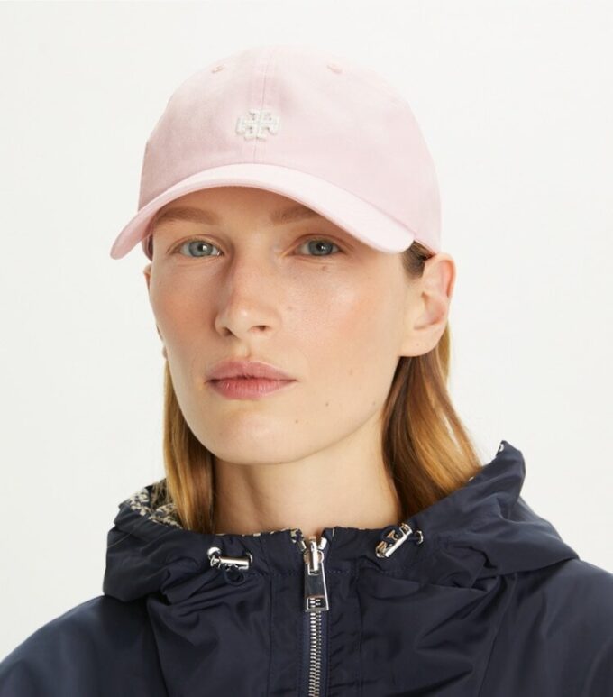 Gorra con logotipo