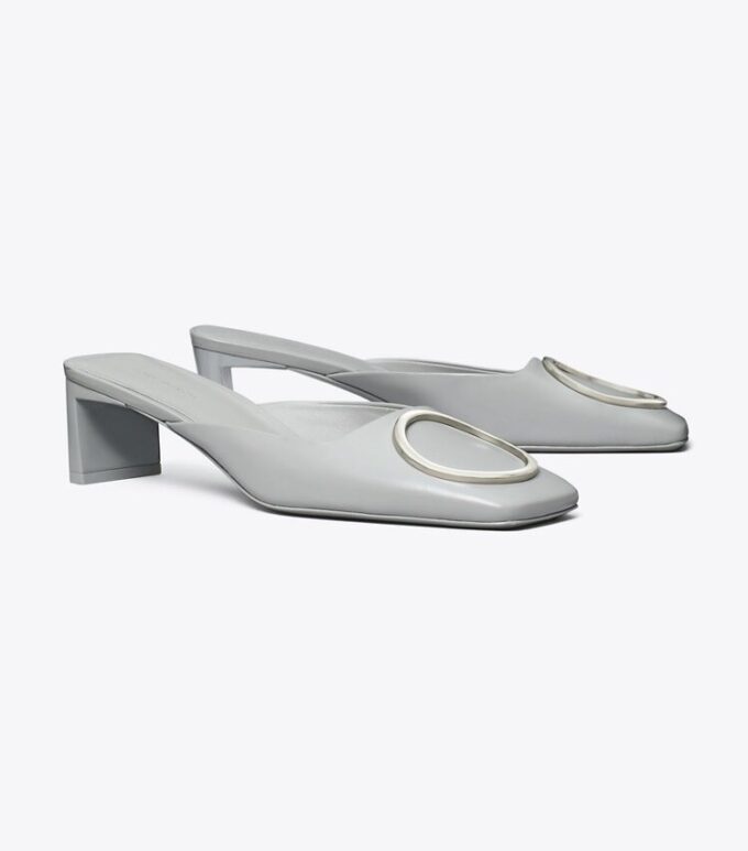 Mules con tacón de anilla Mules con tacón de anilla