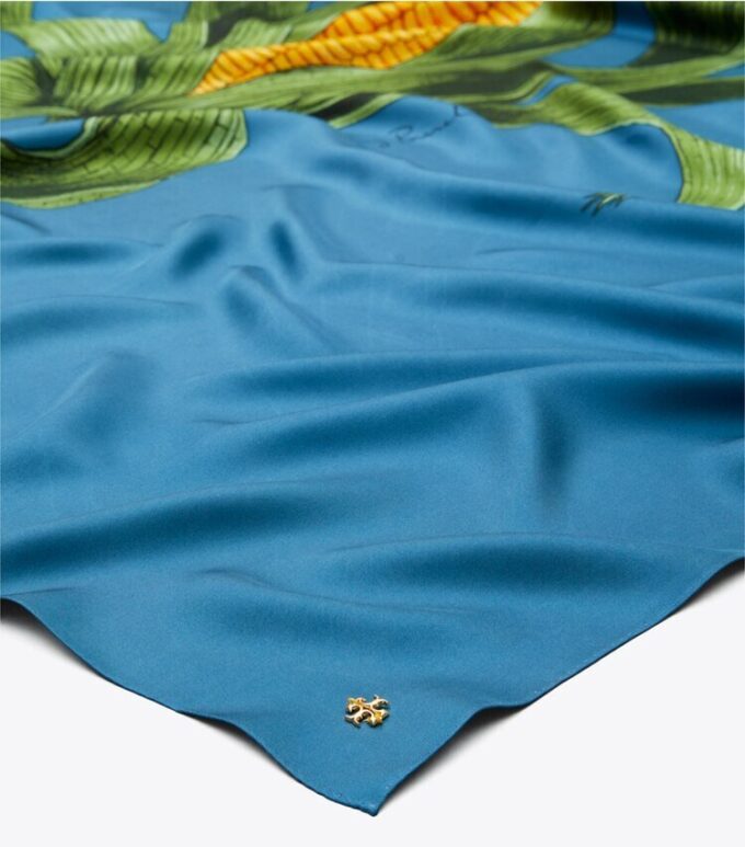 Pañuelo cuadrado de seda extragrande con estampado de maíz Pañuelo cuadrado de seda extragrande con estampado de maíz