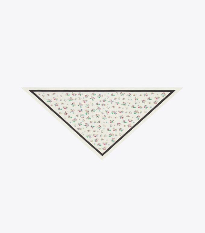 Pañuelo triangular de seda Pañuelo triangular de seda