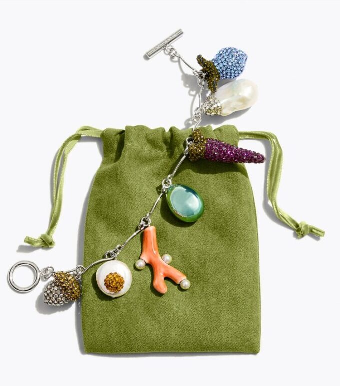 Pulsera con dijes de verduras Curiosity Pulsera con dijes de verduras Curiosity