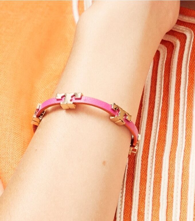 Pulsera Serif-T de una vuelta Pulsera Serif-T de una vuelta